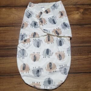 Baby Gear Sherpa Lined Infant Swaddler w/ Elephants - Size 3-6m